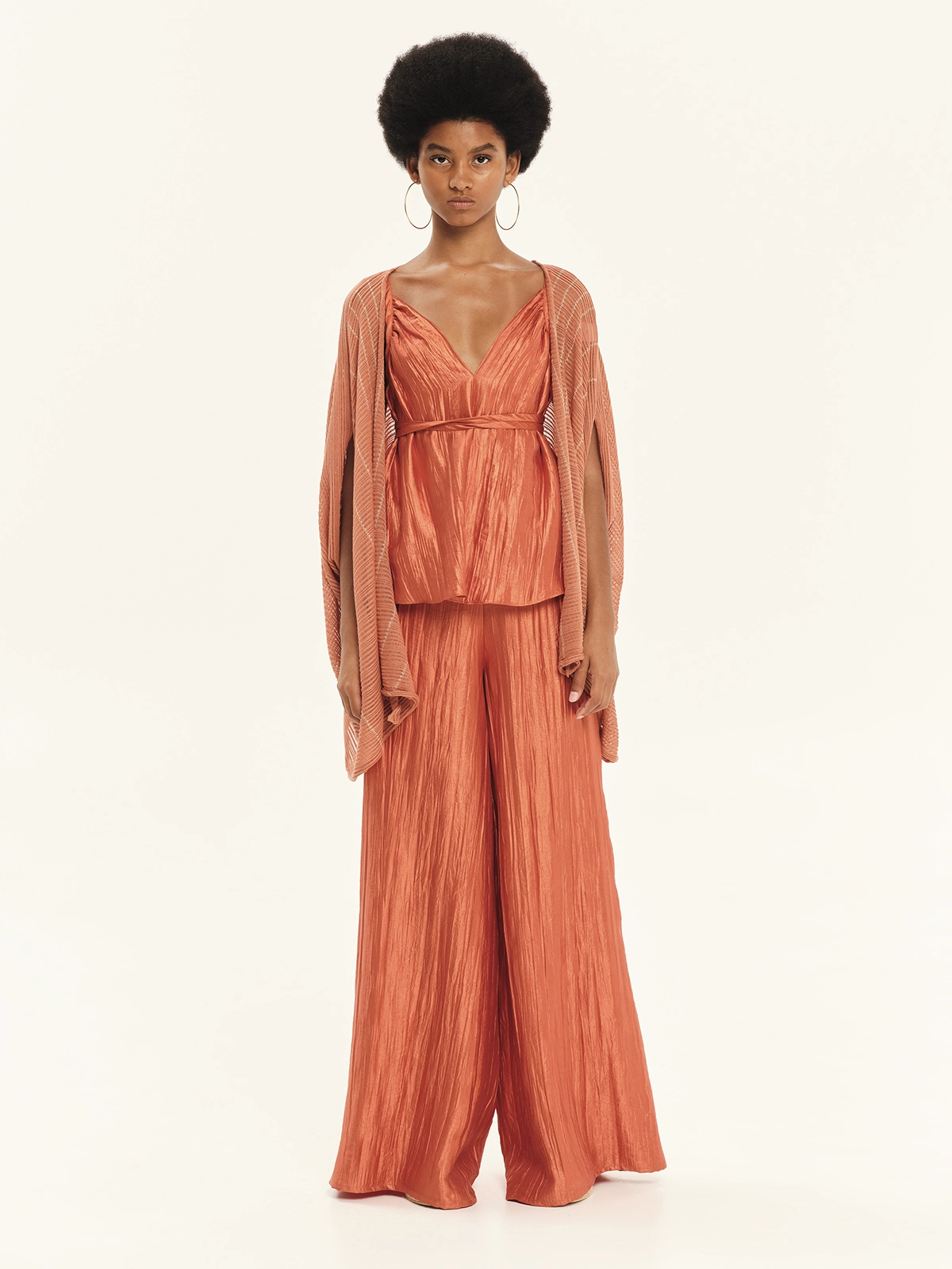 KOURBELA_Bolero_S26210 & Top_S26331 & Pants_S26335_Orange_1