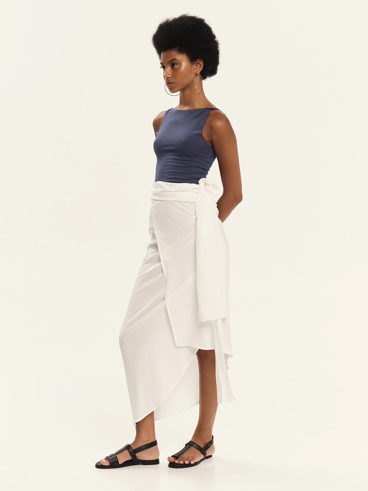 KOURBELA_Sarong_S26457_Blue & Top_S26493_Blue_4