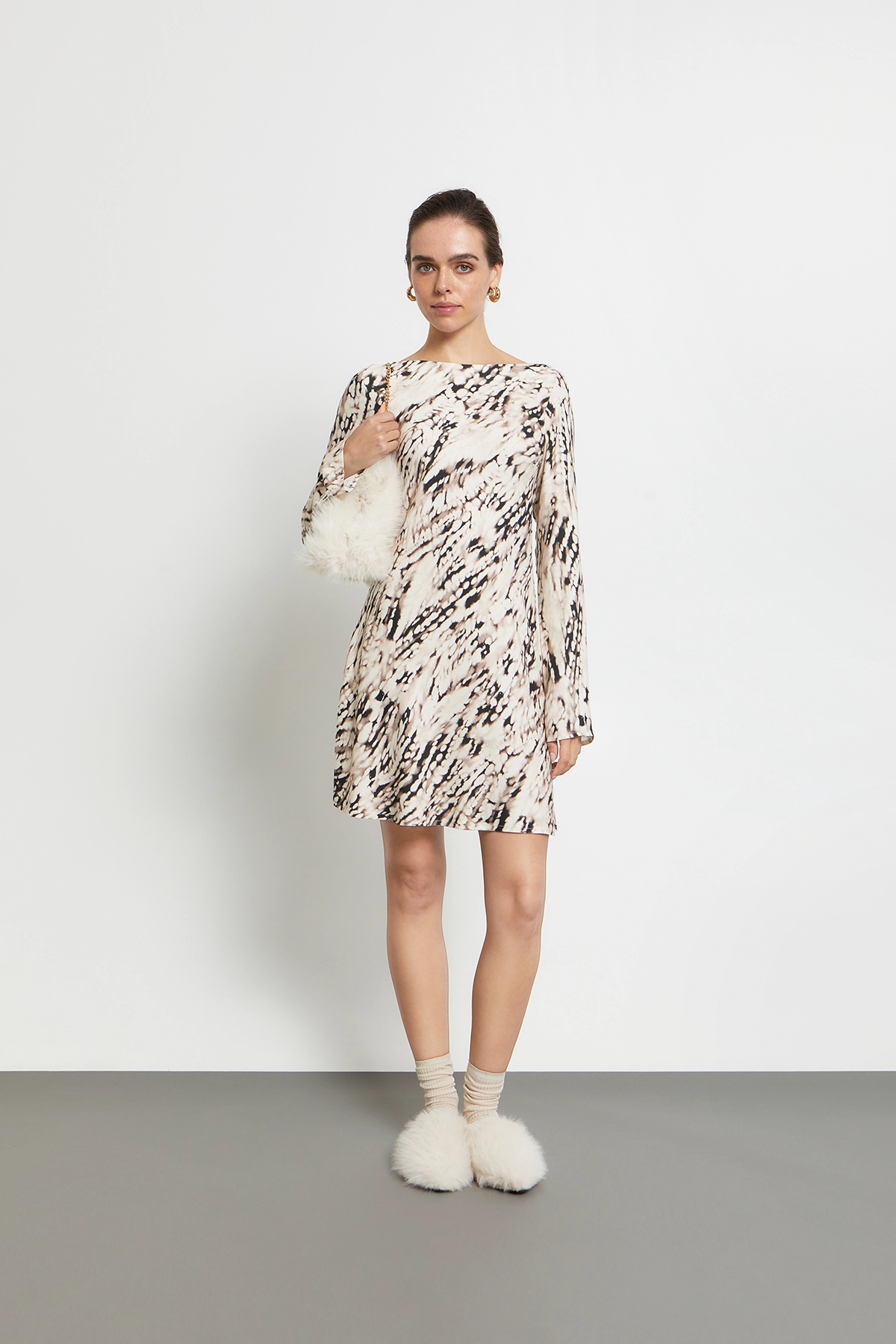 KOURBELA_MiniDress_W26275_AbstractPrint_1