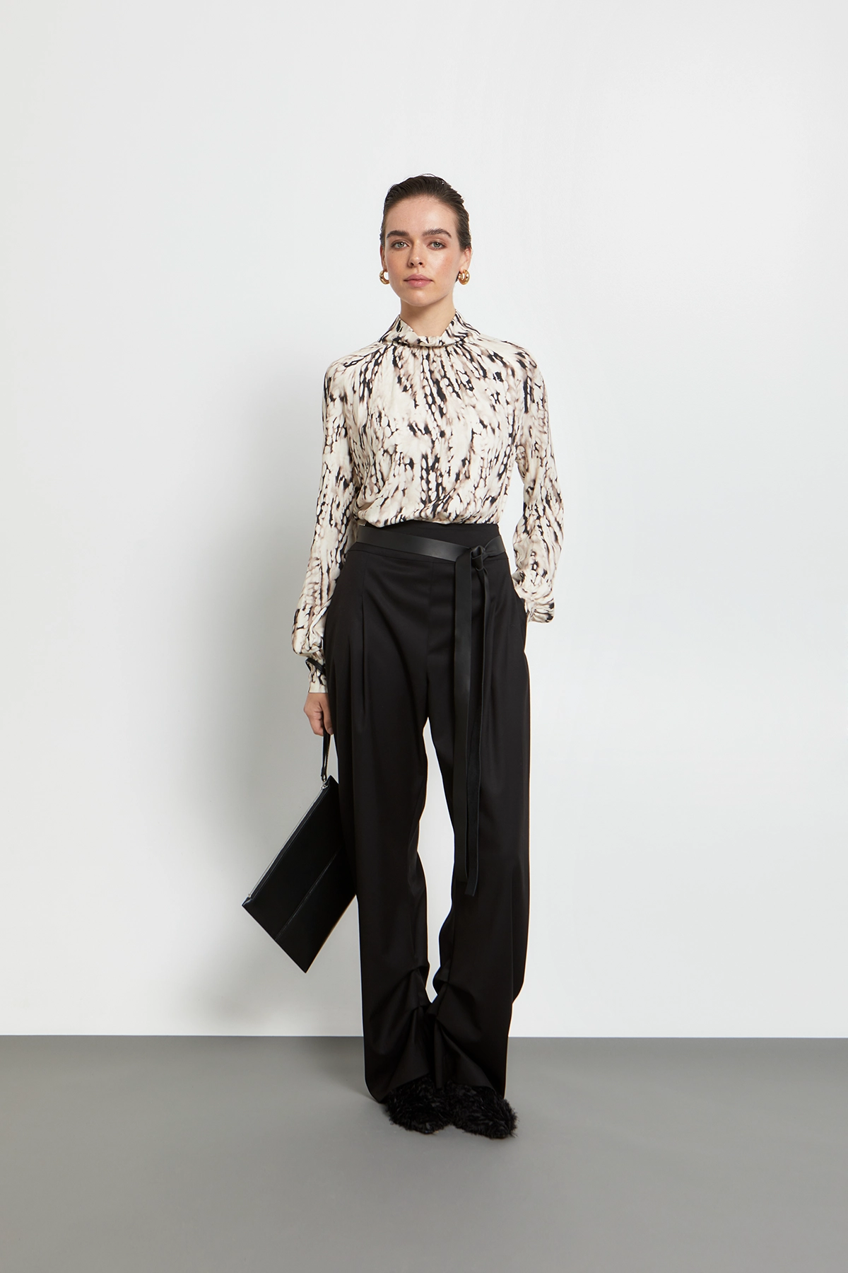 KOURBELA_Top_W26274_AbstractPrint_1