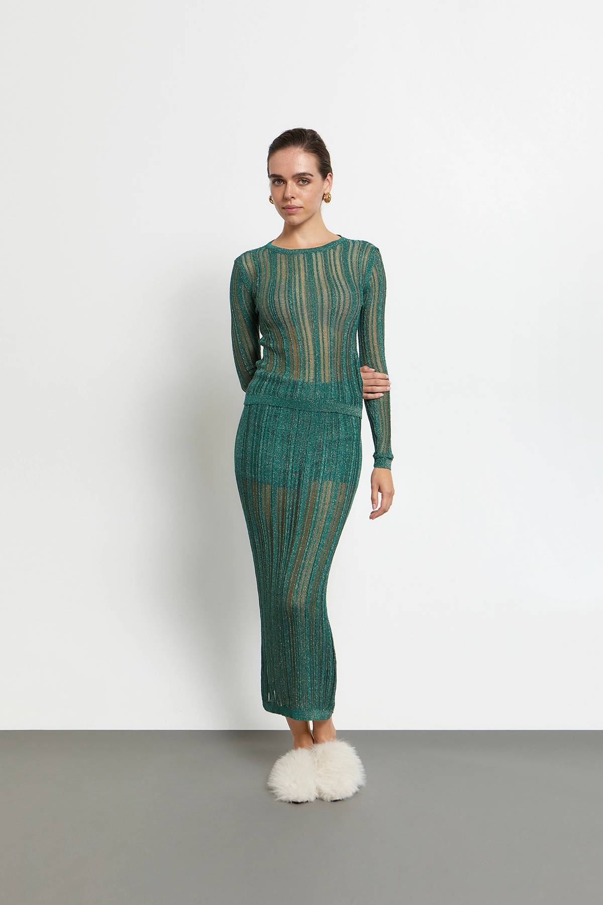 KOURBELA_W26958_Skirt & W26959_Blouse_Green_1