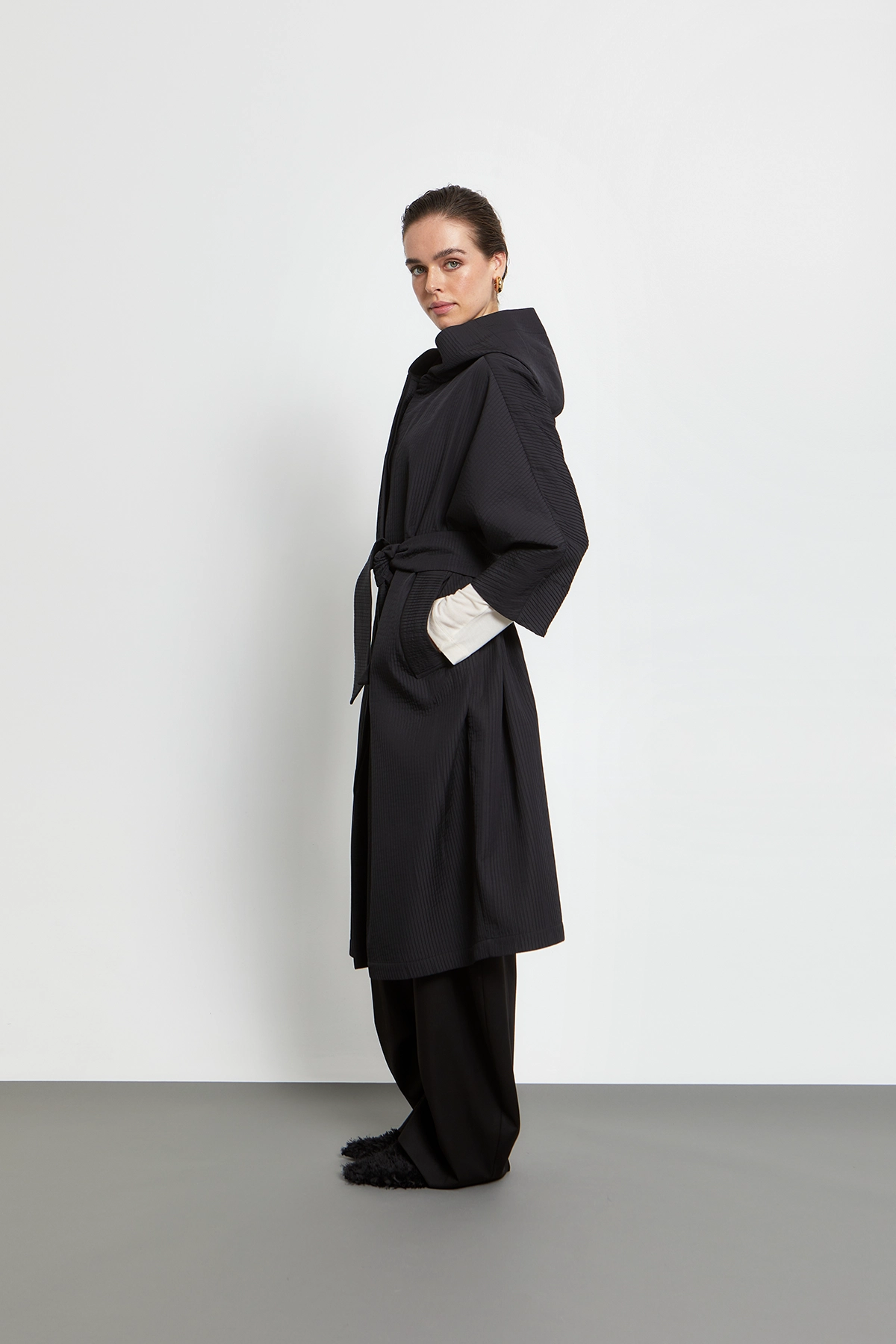 KOURBELA_Jacket_W26236_Black_4