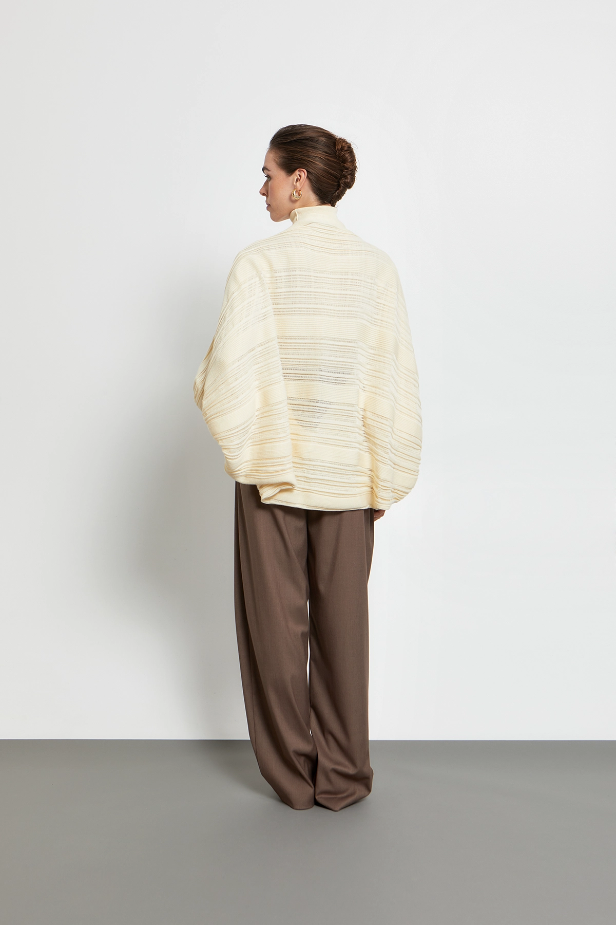 KOURBELA_Pants_W26229_Mocha_3