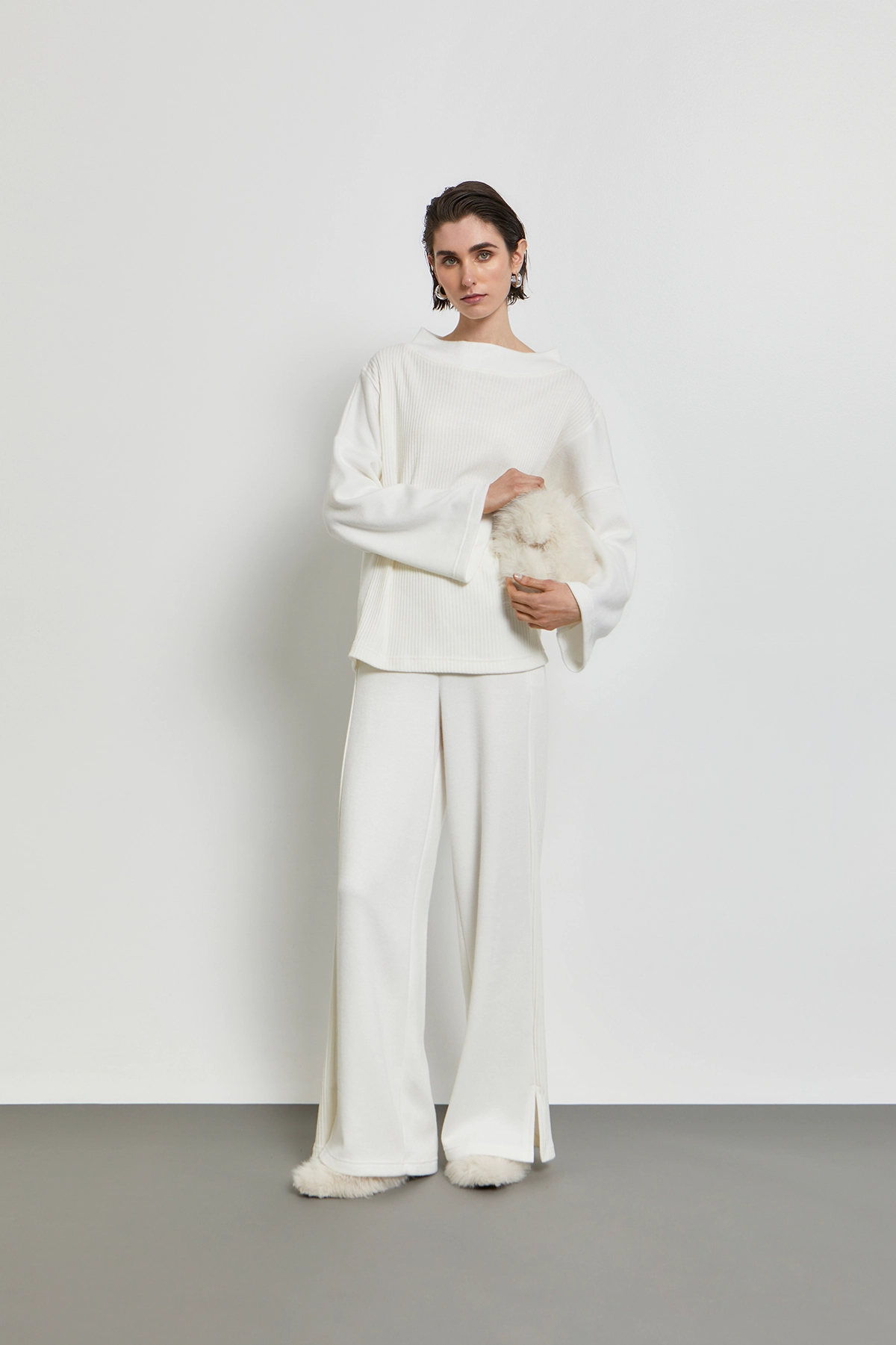 KOURBELA_W26241_Blouse & W26244_Trousers_White_1