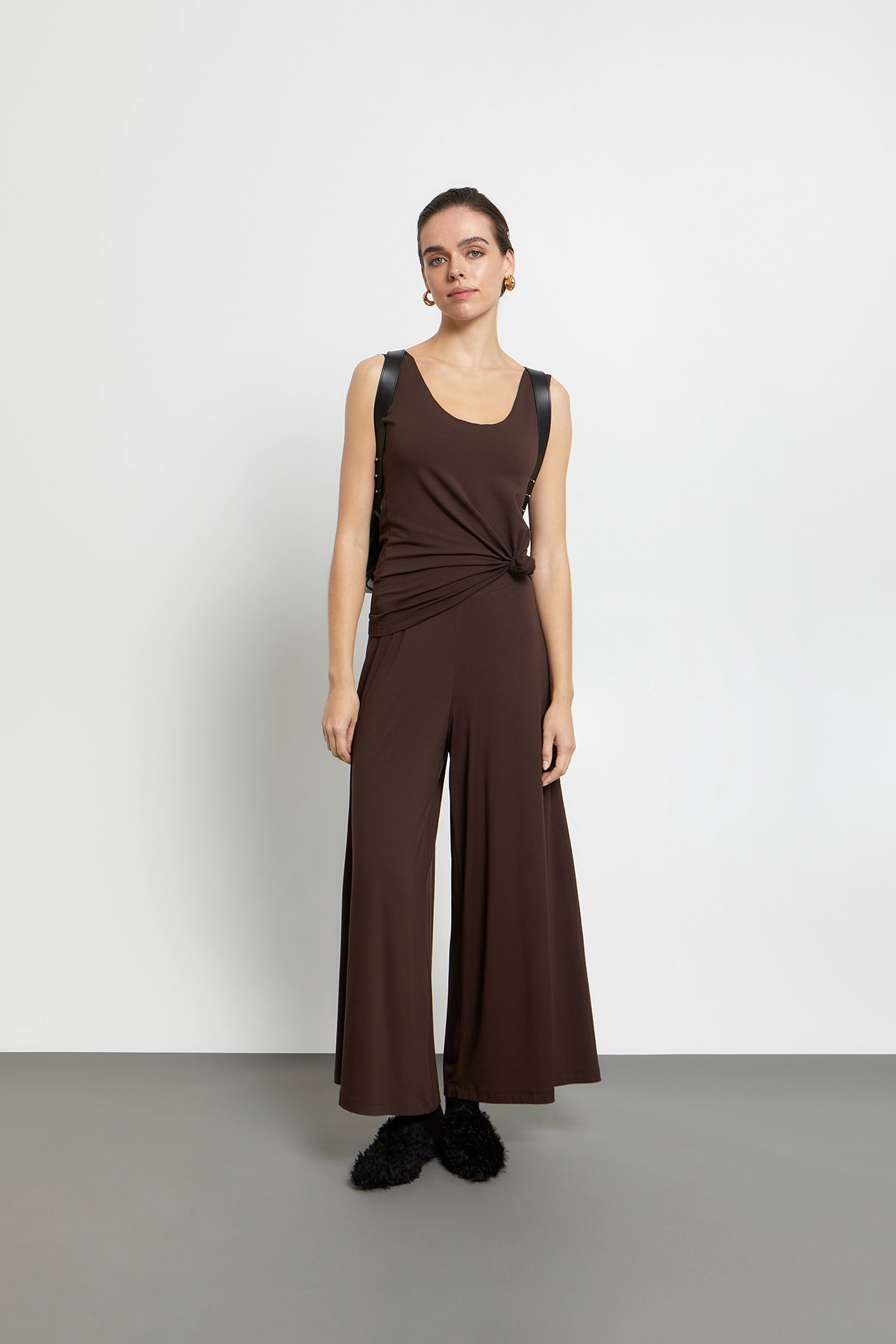 KOURBELA_Top_W26264 & Culottes_W26270_Brown
